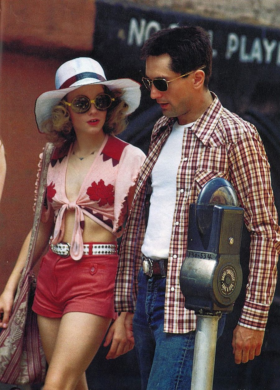 behind-the-scenes-jodie-foster-on-the-set-of-taxi-driver-1976-07