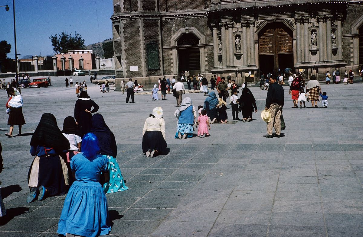 everyday-life-in-mexico-city-in-the-1950s-21