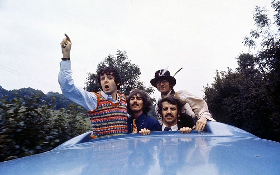 the-beatles-magical-mystery-tour-in-1967-01