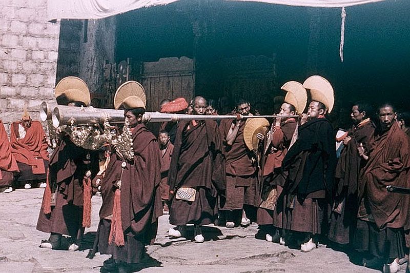 tibet-life-in-forbidden-lhasa-1940s-and-50s-04