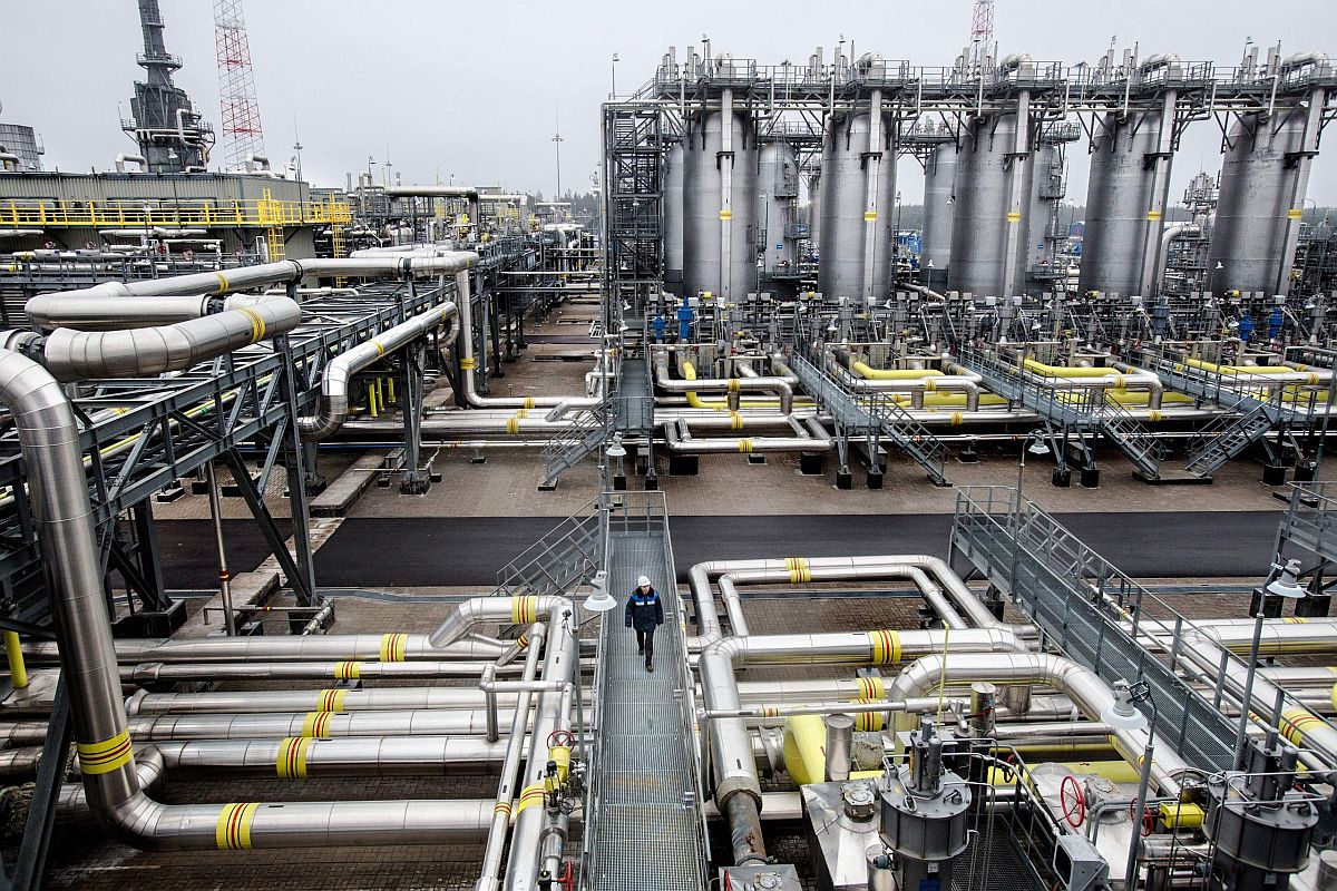 The Portovaya compressor station where Russian gas is compressed before it is piped across the Baltic Sea bed to supply energy to Europe. With sanctions over Russia's incursion into Ukraine and tumbling world energy prices, Russia’s economy has slowed, November 2014