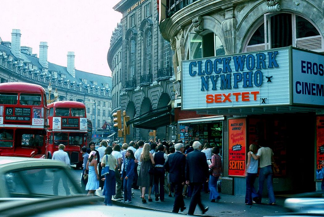 city-of-london-streets-1976-01