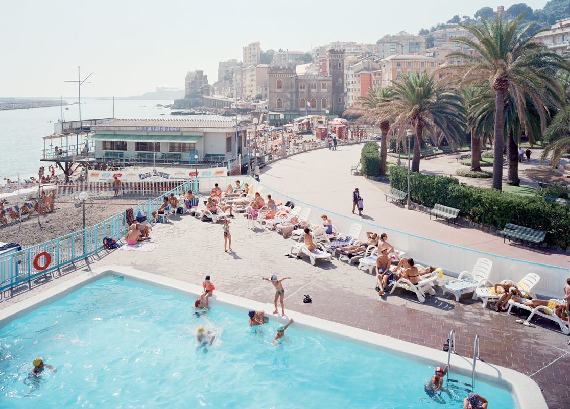 Beaches © Massimo Vitali