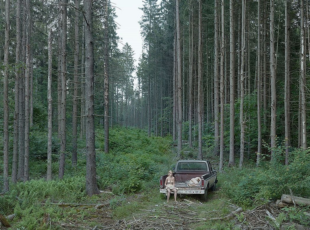 gregory-crewdson-cathedral-of-pines-04