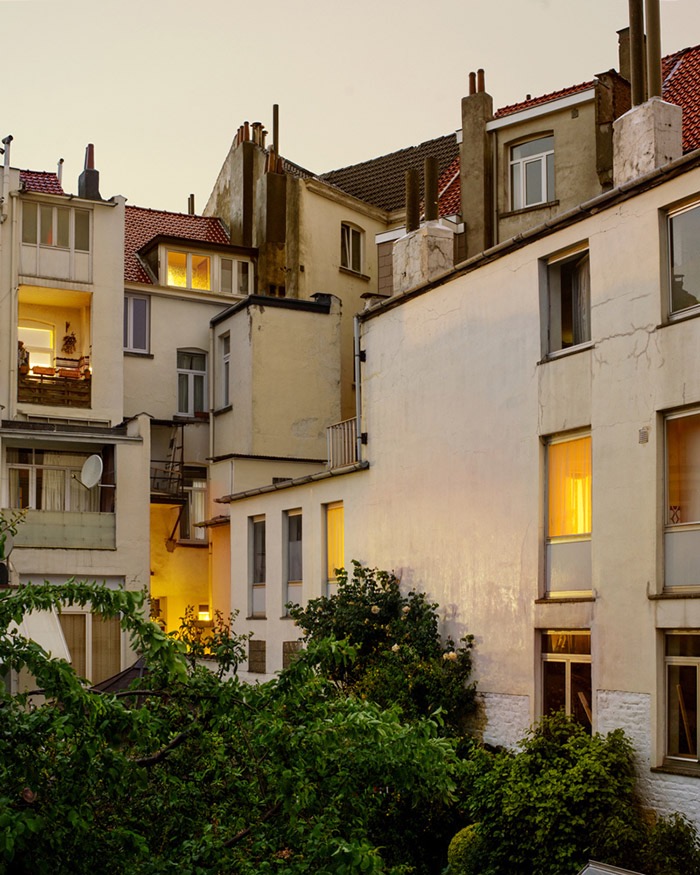 Rear Window, Brussels (2015) © Jordi Huisman