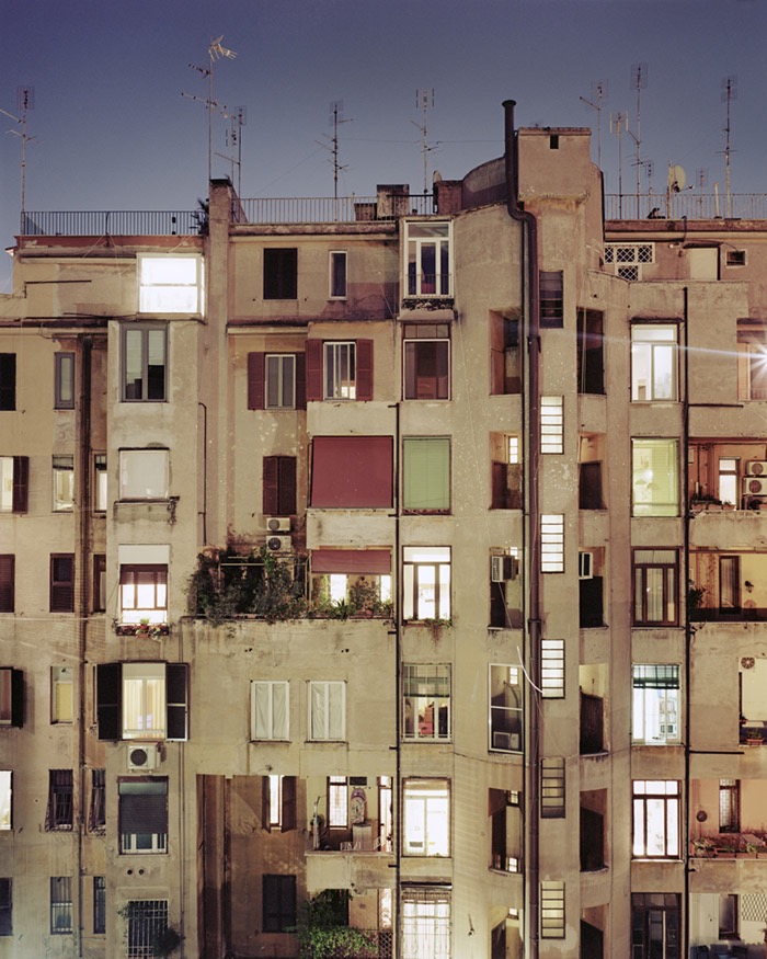 Rear Window, Rome (2012) © Jordi Huisman