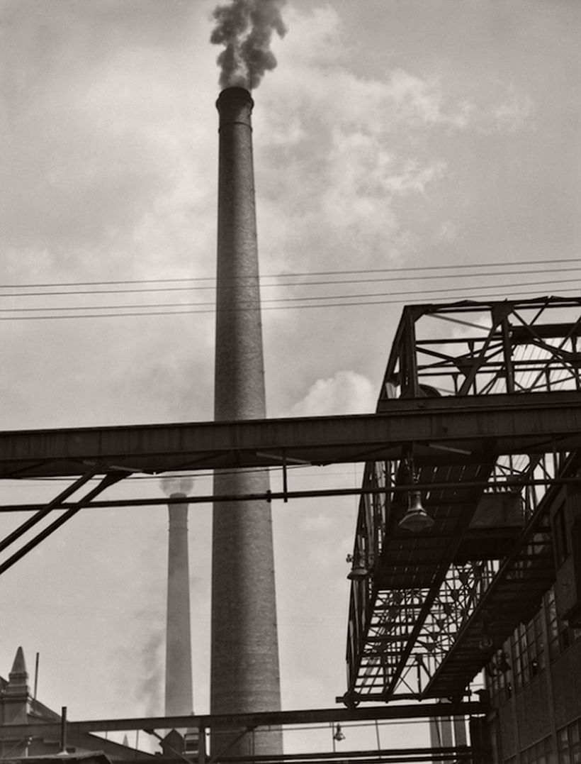 Long crane, tall chimeny, M.A.N. Works, Nürnberg, 1928
