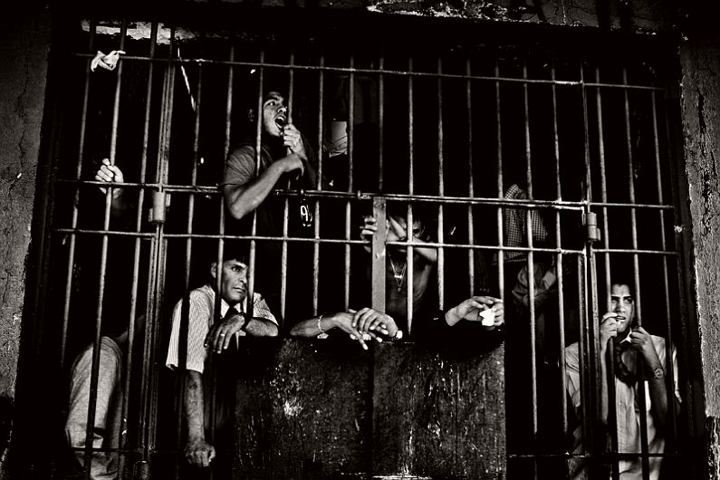© Valerio Bispuri - Encerrados: Latin American Prisons