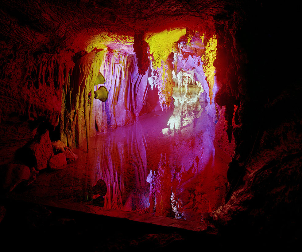 Show Caves © Austin Irving 