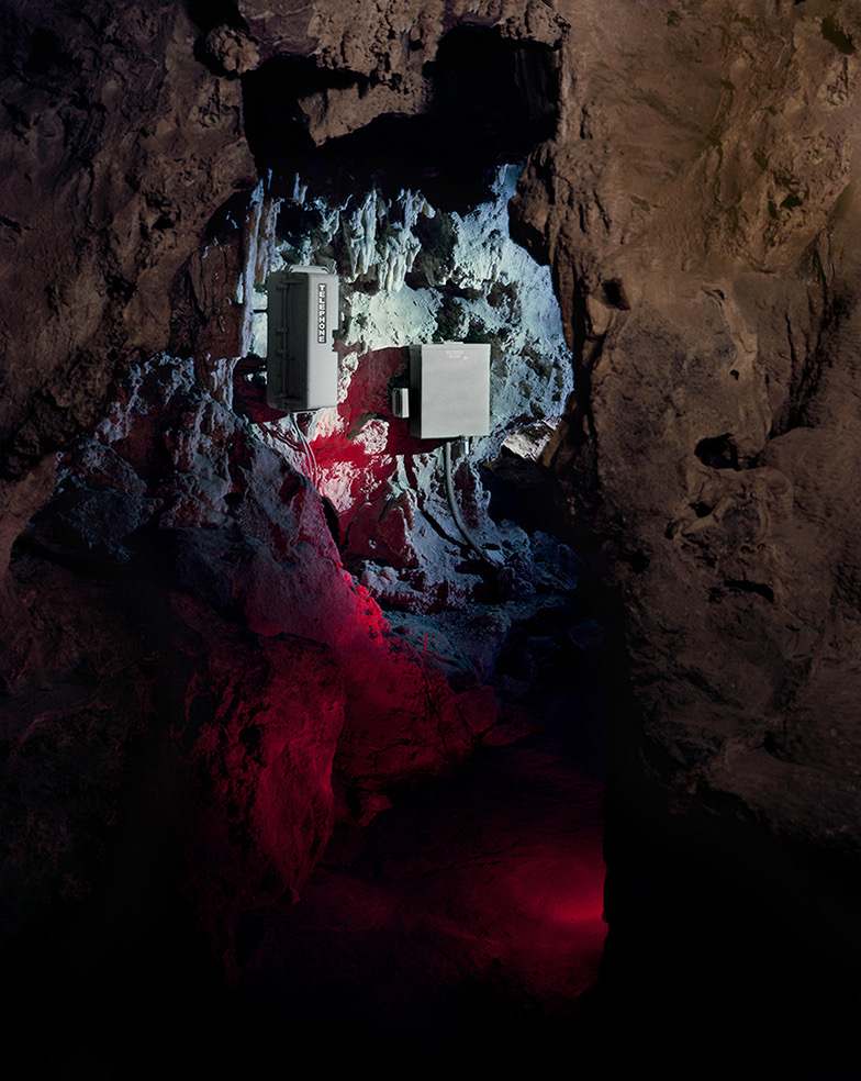 Show Caves © Austin Irving 