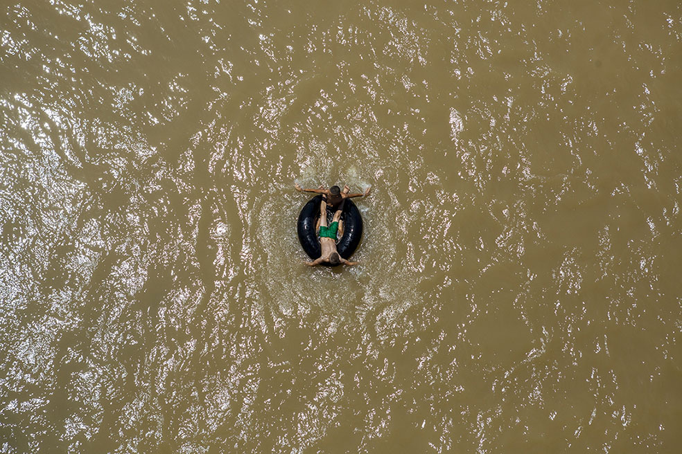 Gone With the Water © Azad Amin Rashti