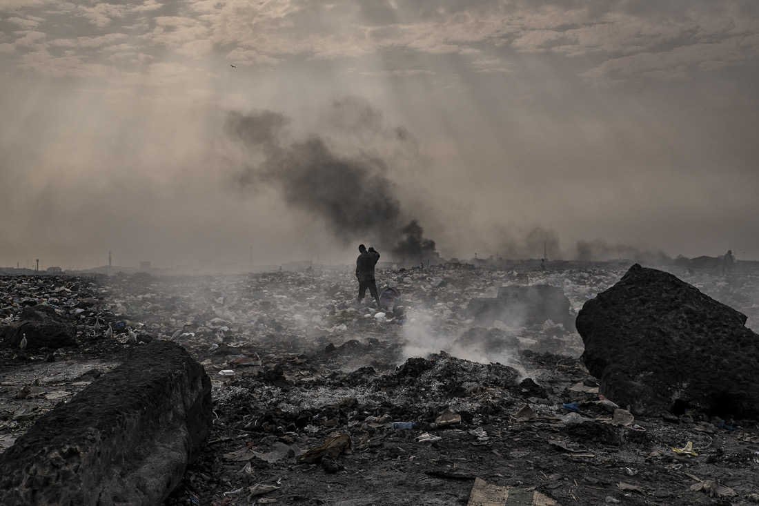 The victims of our wealth - Life in Sodom and Gomorrah © Stefano Stranges - Talent of the Year 2020 - Top 50 Finalist